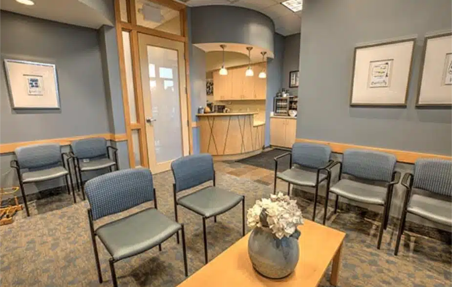 Patient Greeting Room Bander Dental