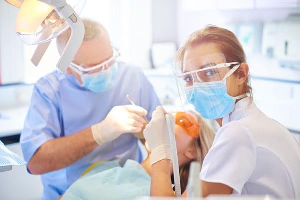 dental-assistant-hardest-job-in-dentistry