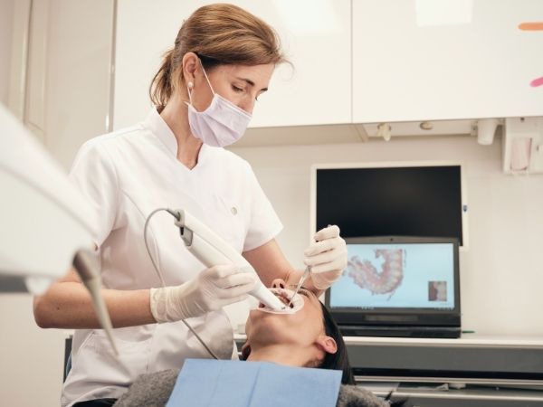 Buyers Guide to Intraoral Scanners